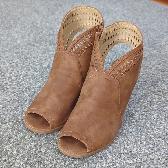 CL by Laundry Brown Peep-Toe Heeled Boots - Picture 2 of 15